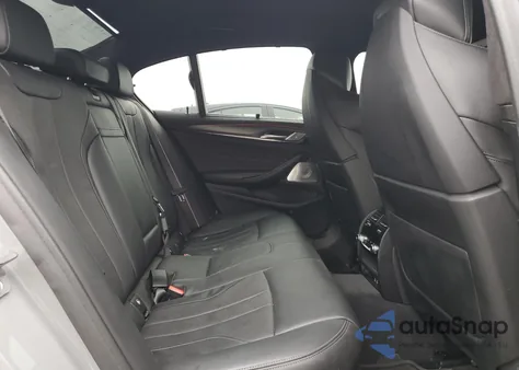 2021 BMW M5 z USA, uszkodzony, nr VIN WBS83CH06PCN28448